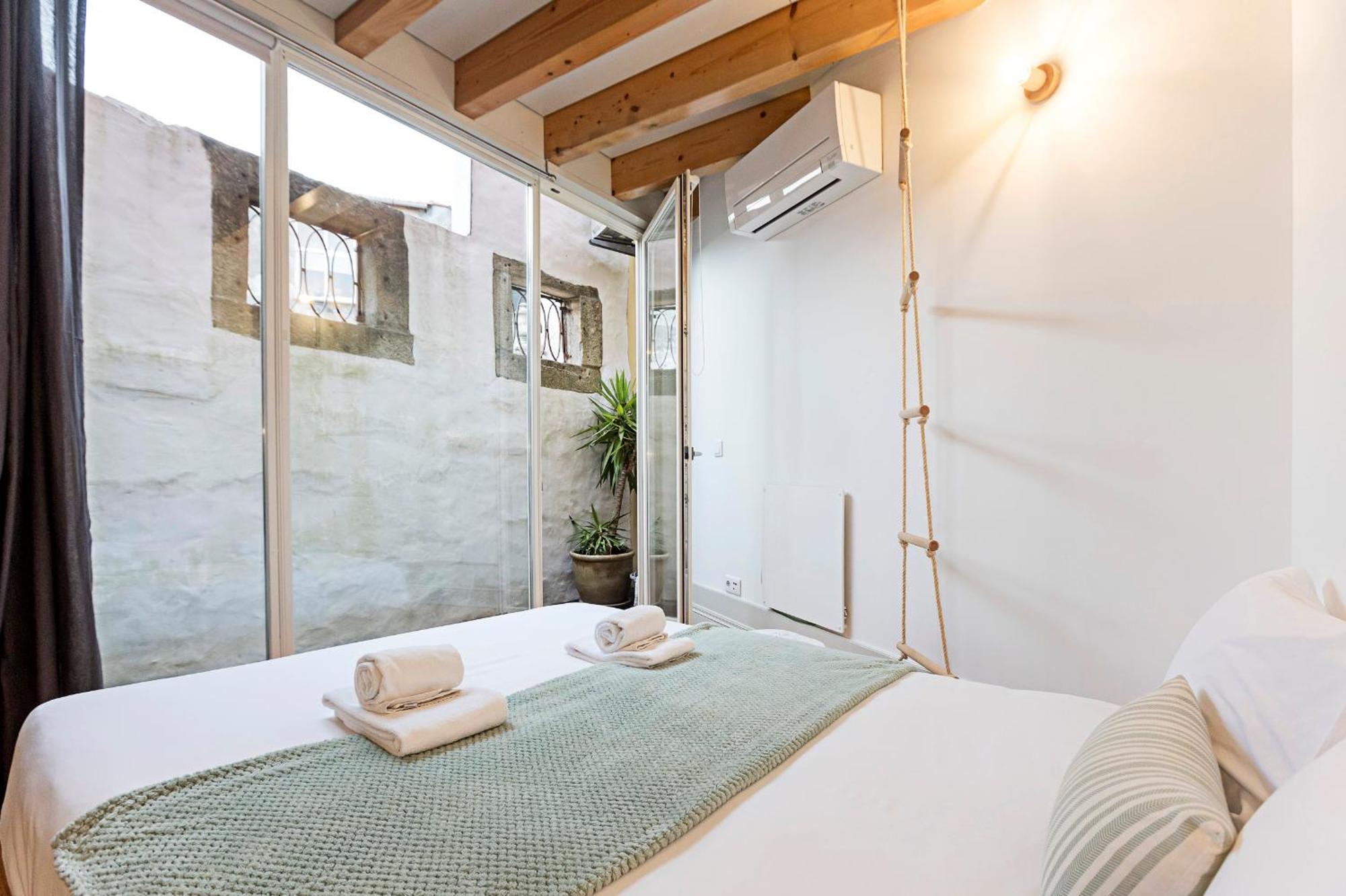Charming Retreat With Balcony Lägenhet OOporto Exteriör bild